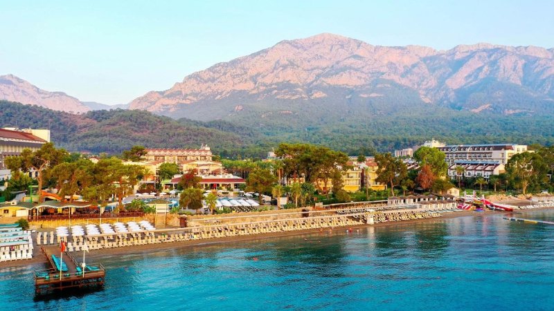 Kemer utazás Crystal Aura Beach Resort & Spa