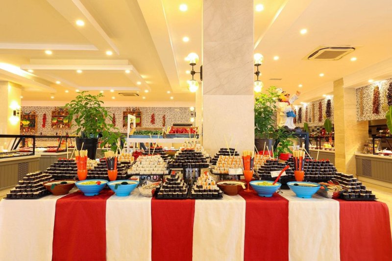 Kemer utazás Crystal Aura Beach Resort & Spa