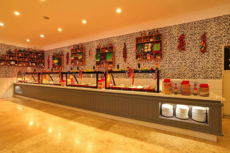 Kemer utazás Crystal Aura Beach Resort & Spa