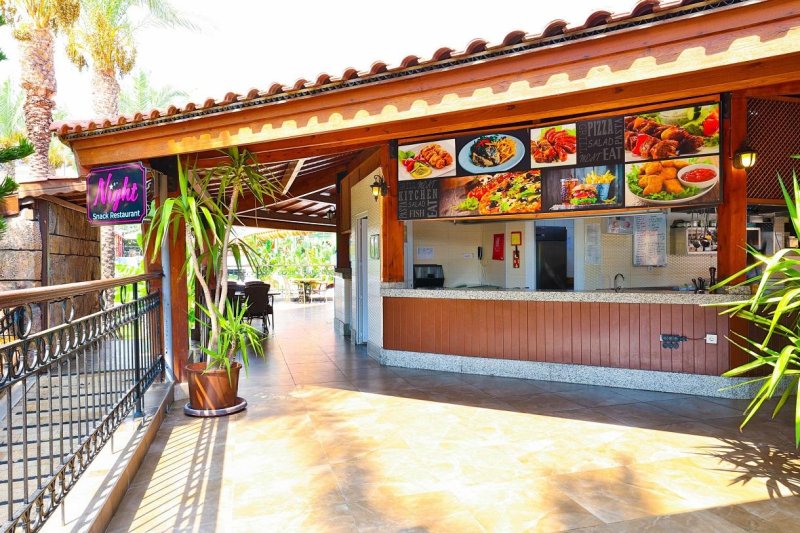 Kemer utazás Crystal Aura Beach Resort & Spa