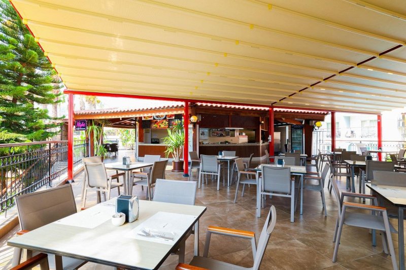 Kemer utazás Crystal Aura Beach Resort & Spa