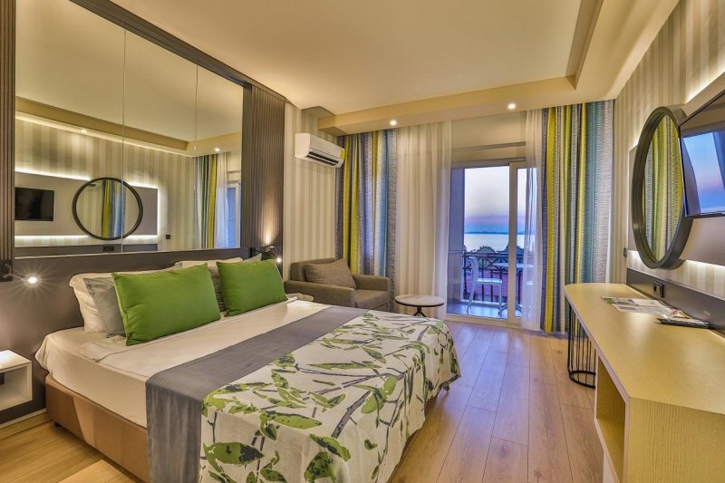 Alanya utazás Crystal Land Of Paradise