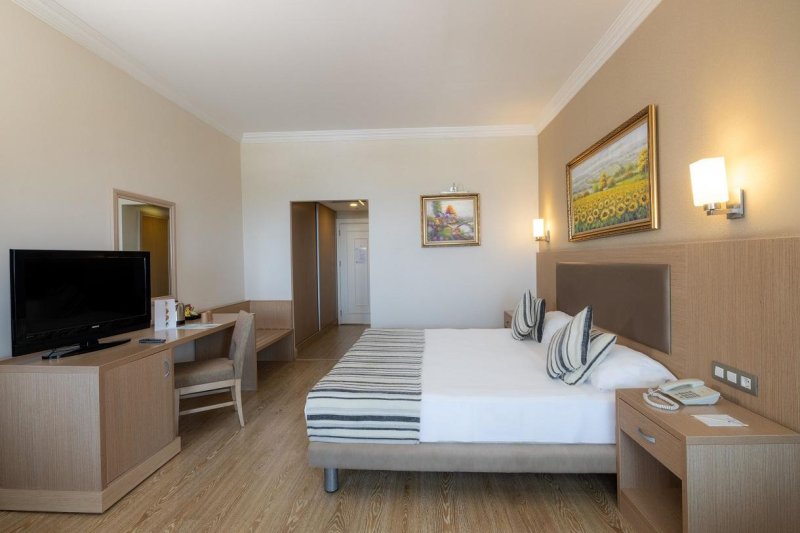 Belek utazás Crystal Tat Beach Golf Resort & Spa