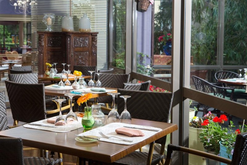 Rodosz utazás Dionysos