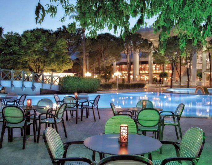 Kemer utazás Dobedan World Palace Kemer (ex.alva Donna World)