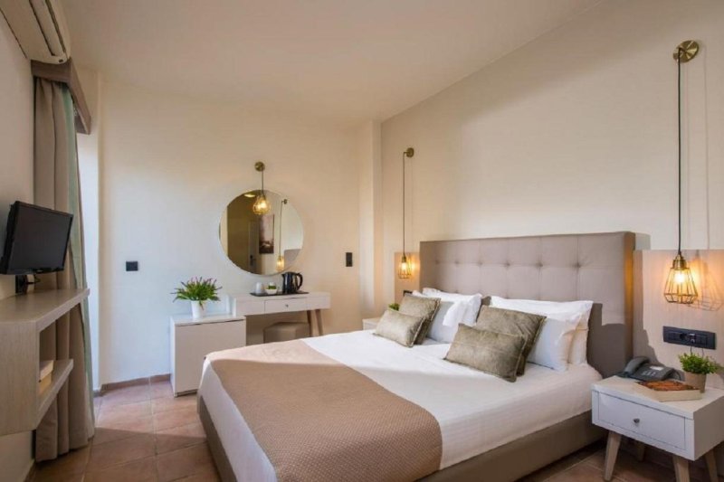 Kelet-Kréta utazás Gouves Bay