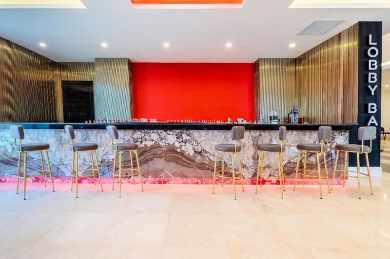 Antalya utazás Granada Luxury Red