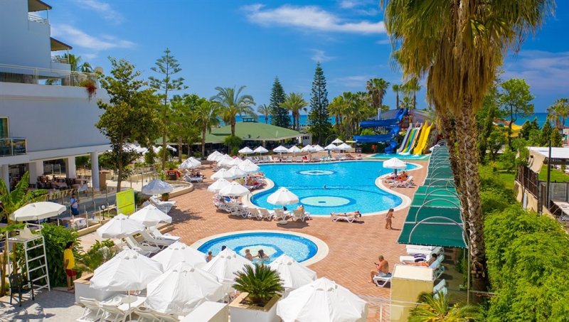 Alanya utazás Holiday Park Resort