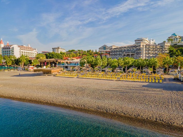 Alanya utazás Justiniano Deluxe Resort