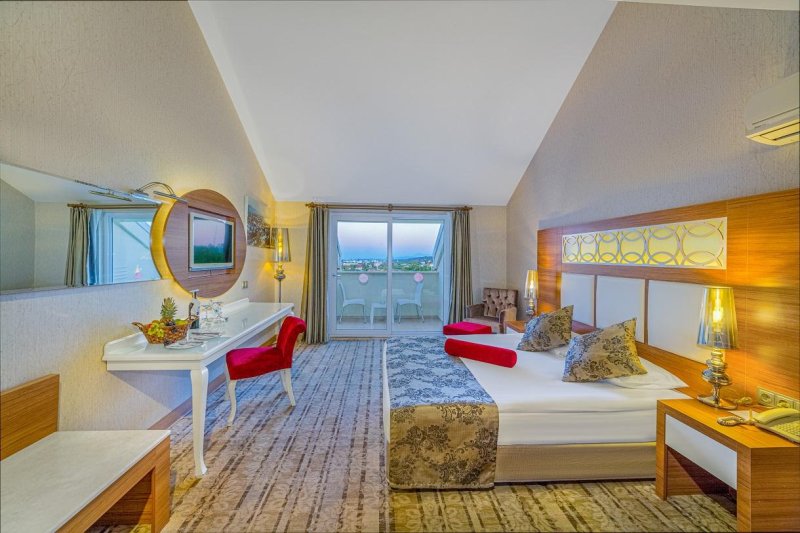 Alanya utazás Justiniano Deluxe Resort