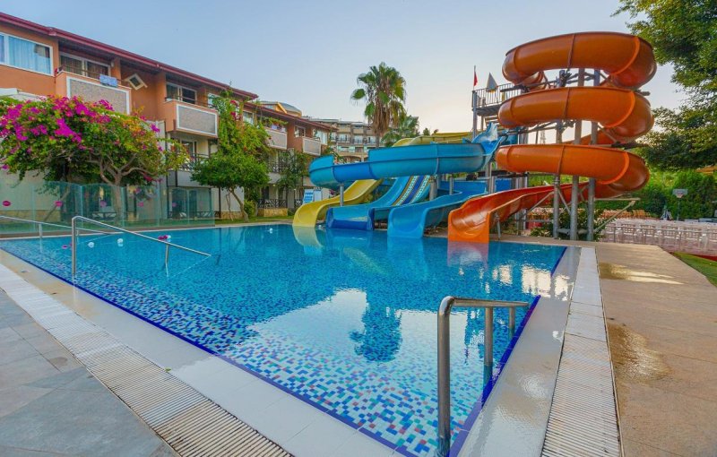 Alanya utazás Justiniano Deluxe Resort