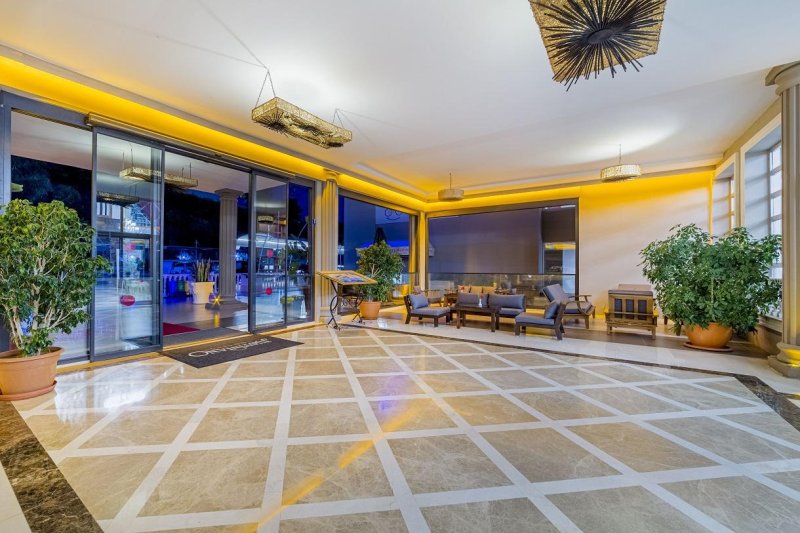 Alanya utazás Justiniano Deluxe Resort