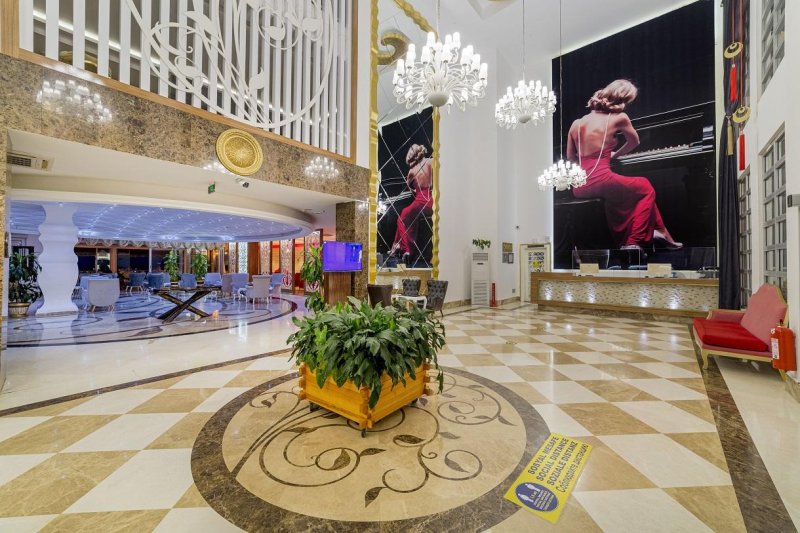 Alanya utazás Justiniano Deluxe Resort