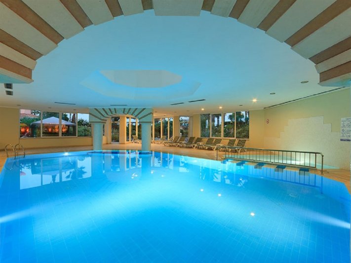 Kemer utazás Kilikya Resort Camyuva