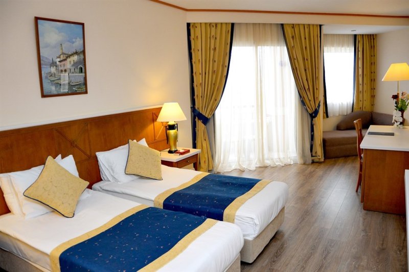 Kemer utazás Kilikya Resort Camyuva