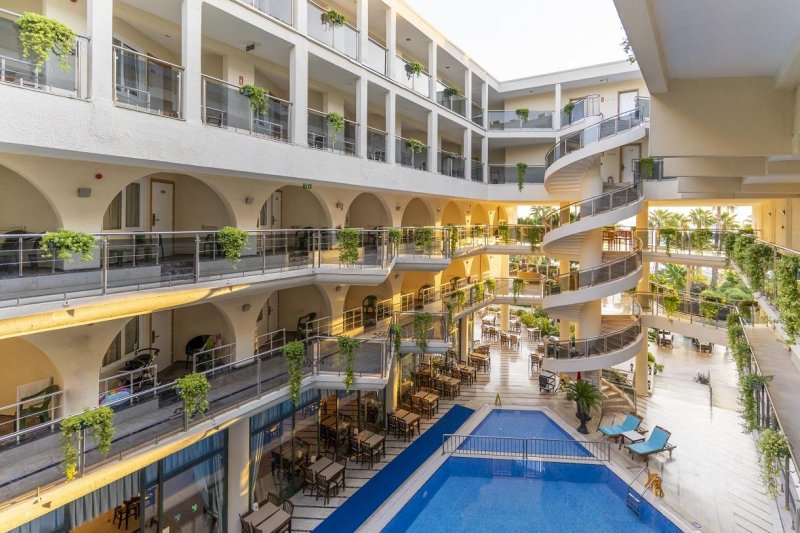 Kemer utazás Lancora Beach Hotel