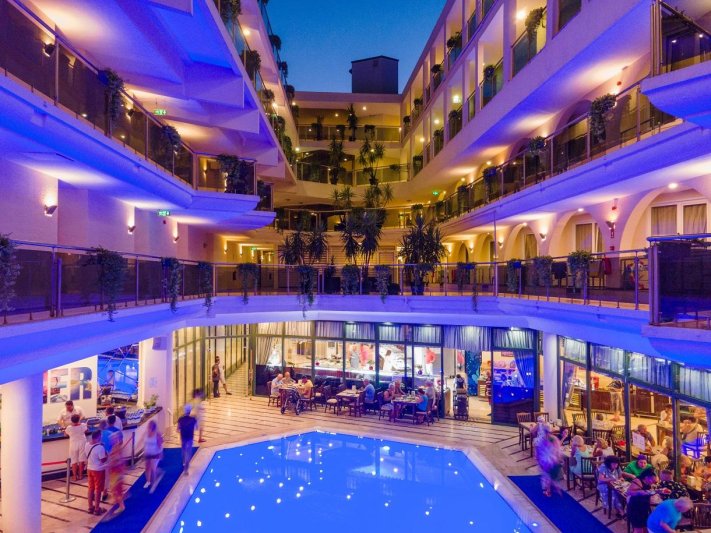 Kemer utazás Lancora Beach Hotel