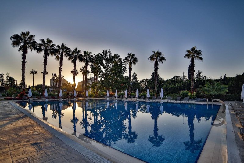 Antalya utazás Nashira City Resort Hotel