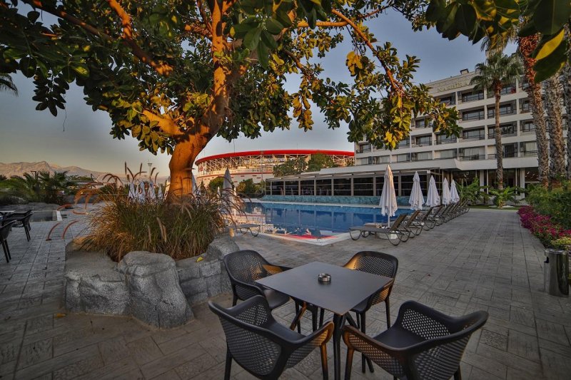 Antalya utazás Nashira City Resort Hotel