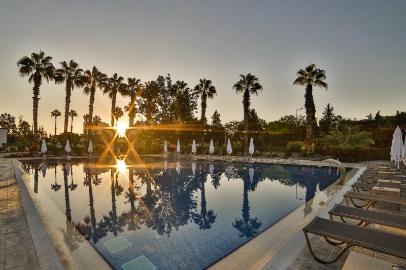 Antalya utazás Nashira City Resort Hotel