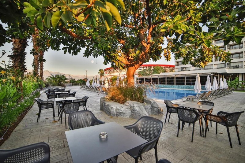 Antalya utazás Nashira City Resort Hotel