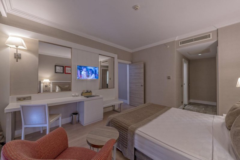 Side utazás Port River Hotel & Spa