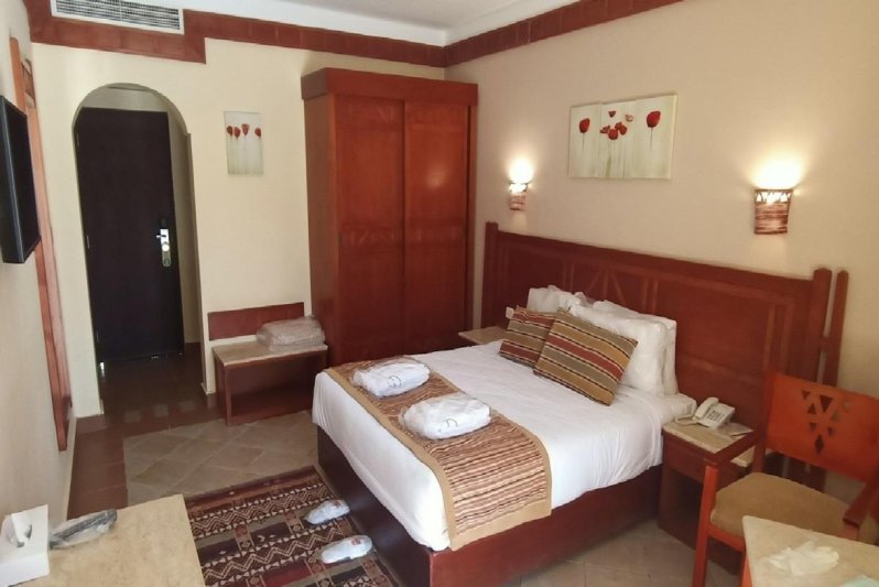 Sharm El-Sheikh utazás Regency Romance Club (16+)