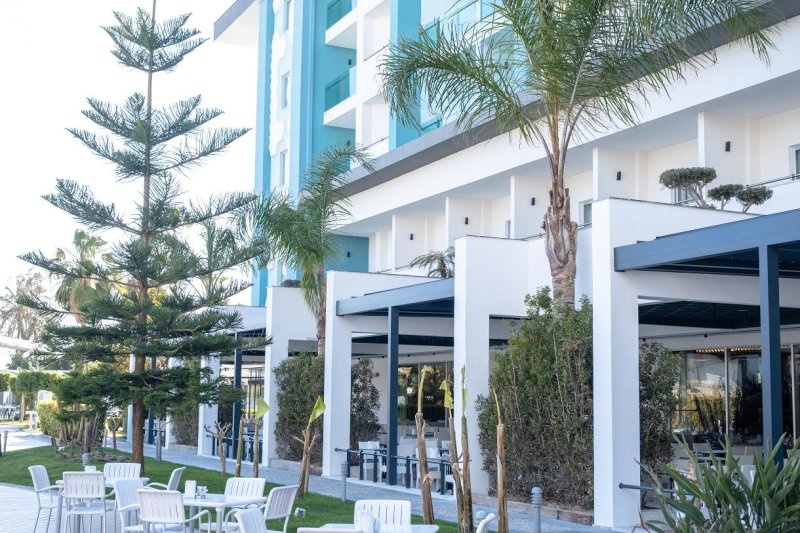 Side utazás Seashell Resort & Spa