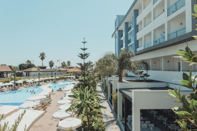 Side utazás Seashell Resort & Spa