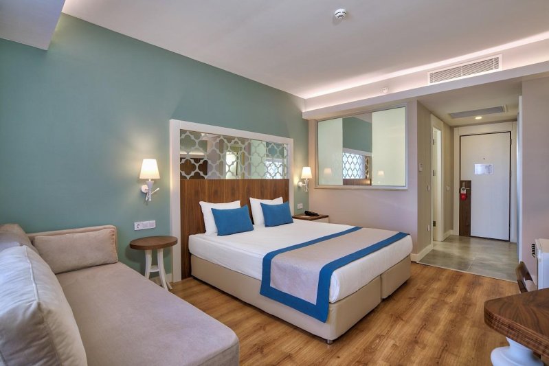 Side utazás Seashell Vega Hotel (ex Side Crown Sunshine)