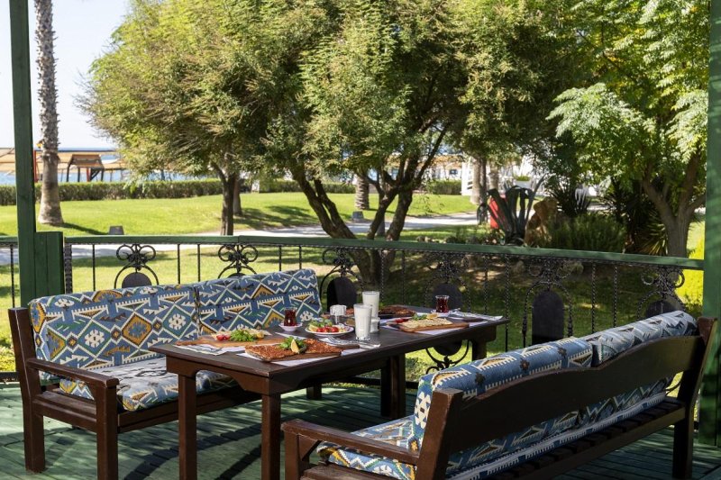 Antalya utazás Sherwood Exclusive Lara