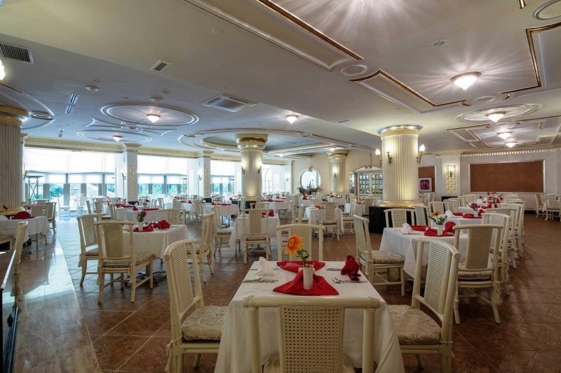 Side utazás Sunrise Queen Resort Hotel