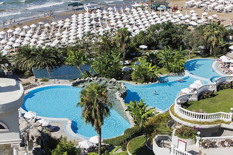 Side utazás Sunrise Queen Resort Hotel