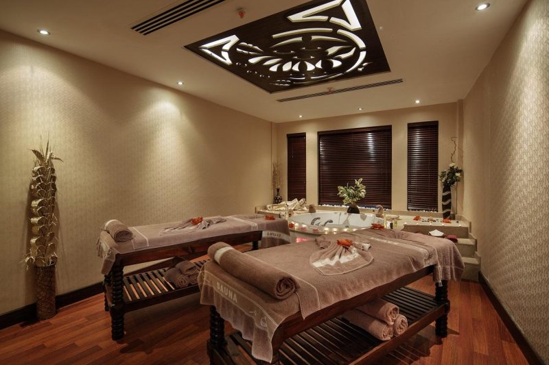 Side utazás Sunrise Queen Resort Hotel