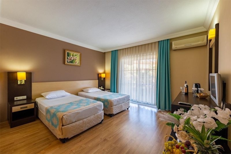 Kemer utazás Viking Nona Beach Hotel