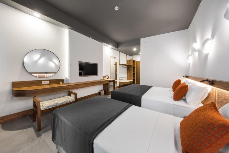 Alanya utazás Villa Sunflower Beach Hotel 