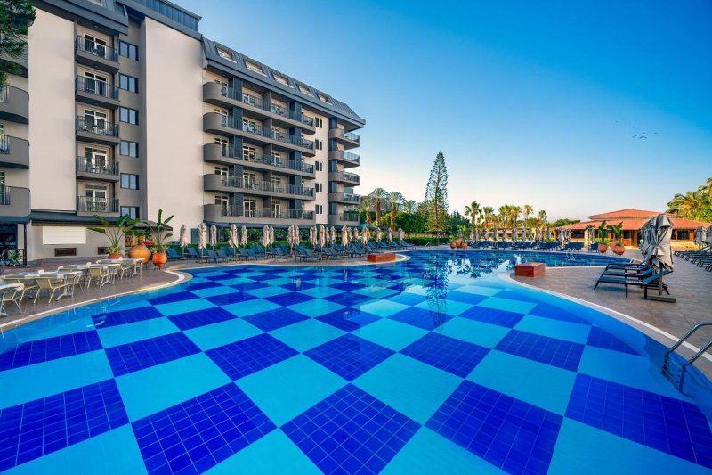 Alanya utazás Villa Sunflower Beach Hotel 