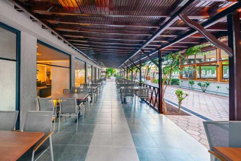 Alanya utazás Villa Sunflower Beach Hotel 