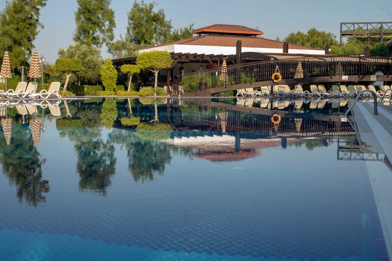 Adalya Ocean Deluxe Hotel Side