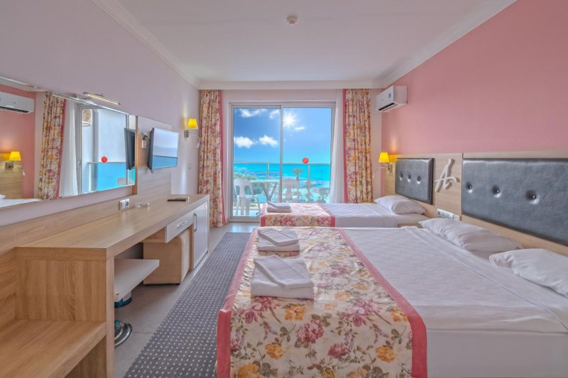 Alanya utazás Ananas Hotel
