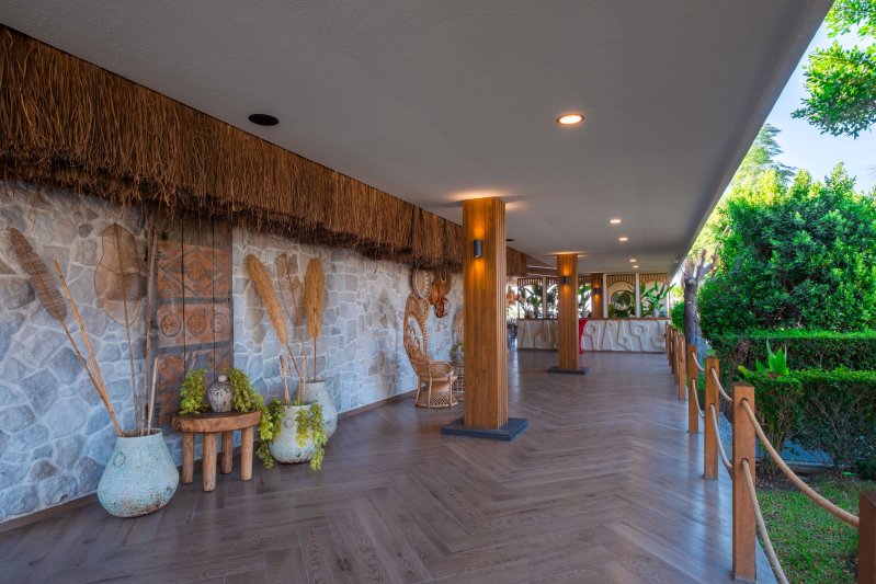 Bella Resort & Spa Side
