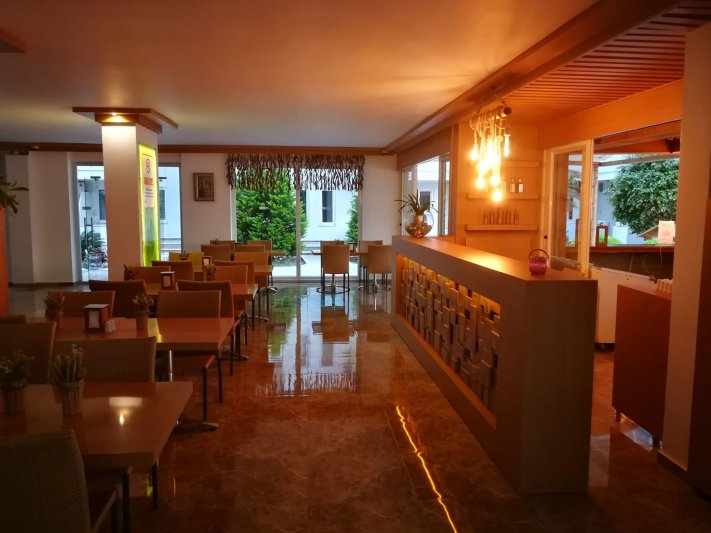 Alanya utazás Bora Bora Butik