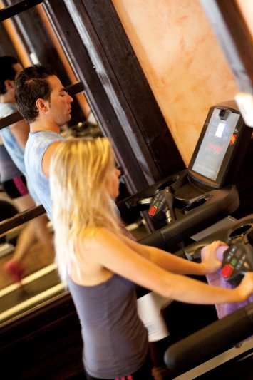 Side utazás Club Melas Prive