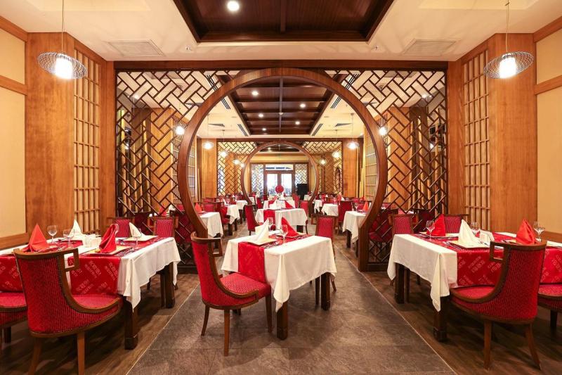 Diamond Excellence Resort Spa Side