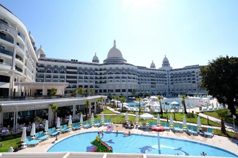 Diamond Premium Hotel & Spa Side