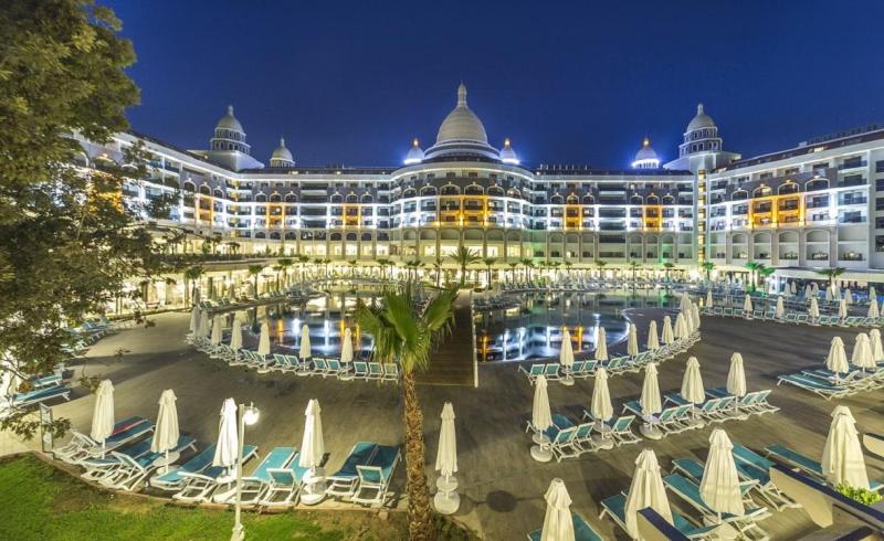 Diamond Premium Hotel & Spa Side
