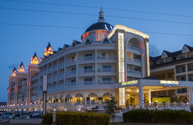Dream World Resort Side