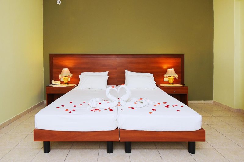 Rodosz utazás Esmeralda Hotel
