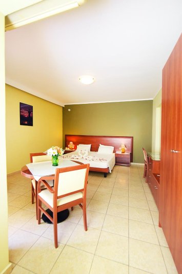 Rodosz utazás Esmeralda Hotel
