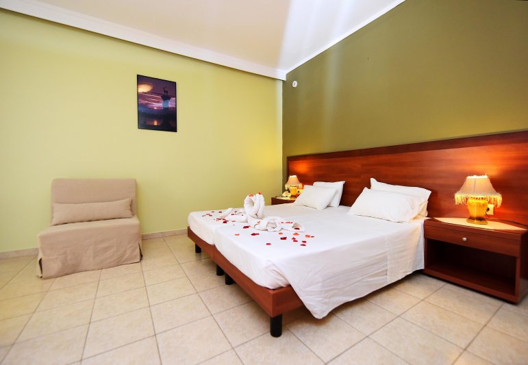 Rodosz utazás Esmeralda Hotel